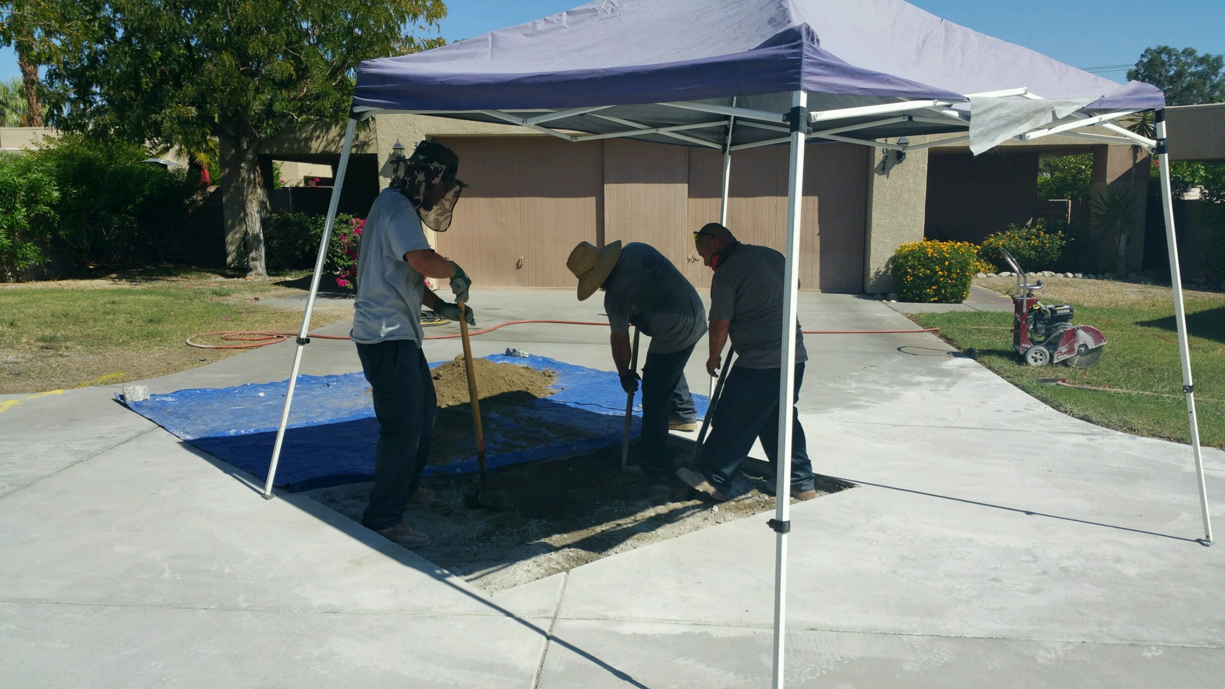 Teamwork at Wes Clarke Plumbing